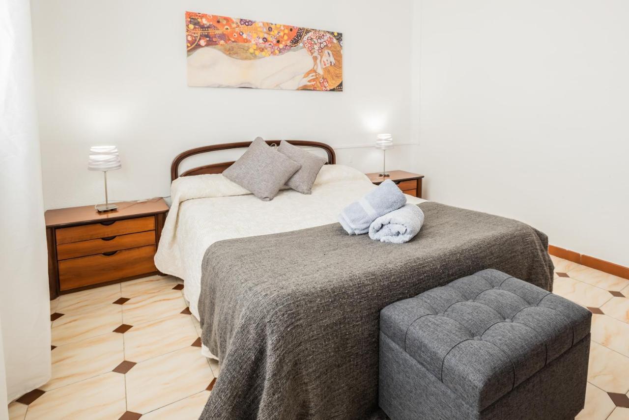Apartamento Triana Los Remedios Σεβίλλη Εξωτερικό φωτογραφία